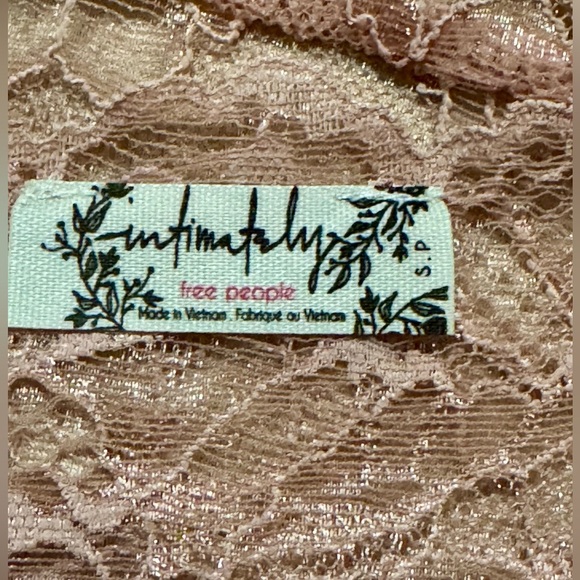 Free People Intimately Lacey Essential Cami in MISTY ROSE MSRP $48 Size S NWT - Picture 7 of 7